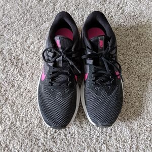 Women's Nike sneakers